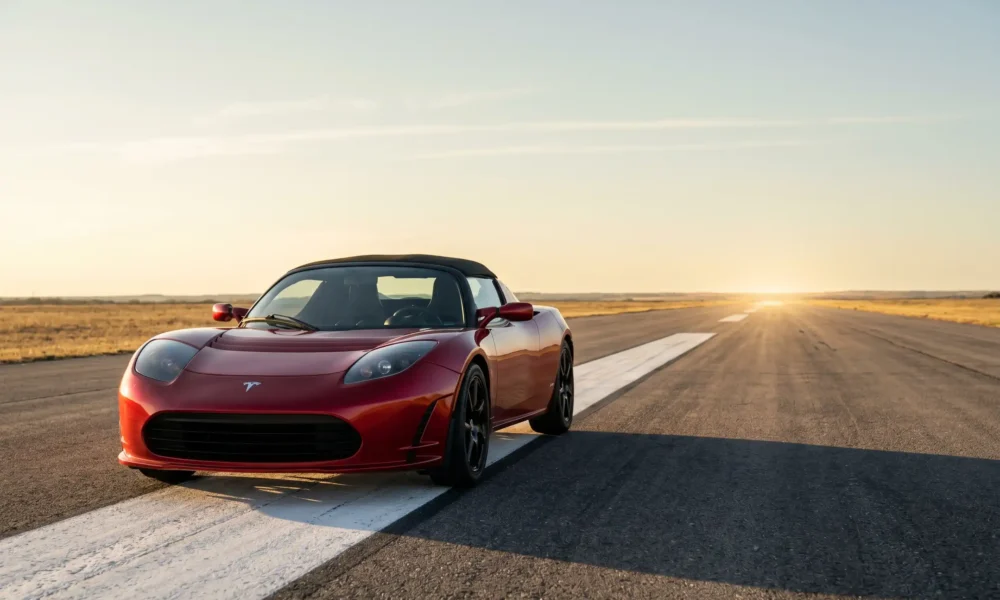 Tesla Roadster 2026 release date von Holzhausen few weeks claim